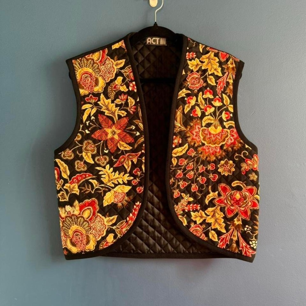 Vintage 1970s Quilted Paisley Vest Women's Size 12 Act III Union Made Retro